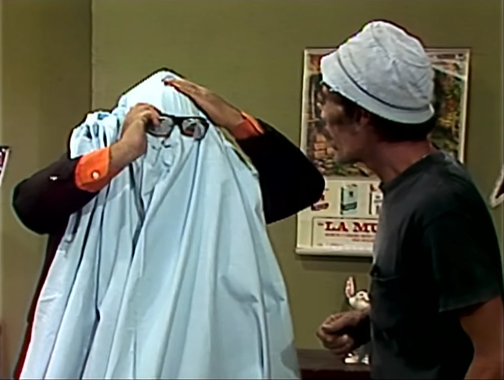 Cena do episódio 'Fantasma da Vila', de 'Chaves'