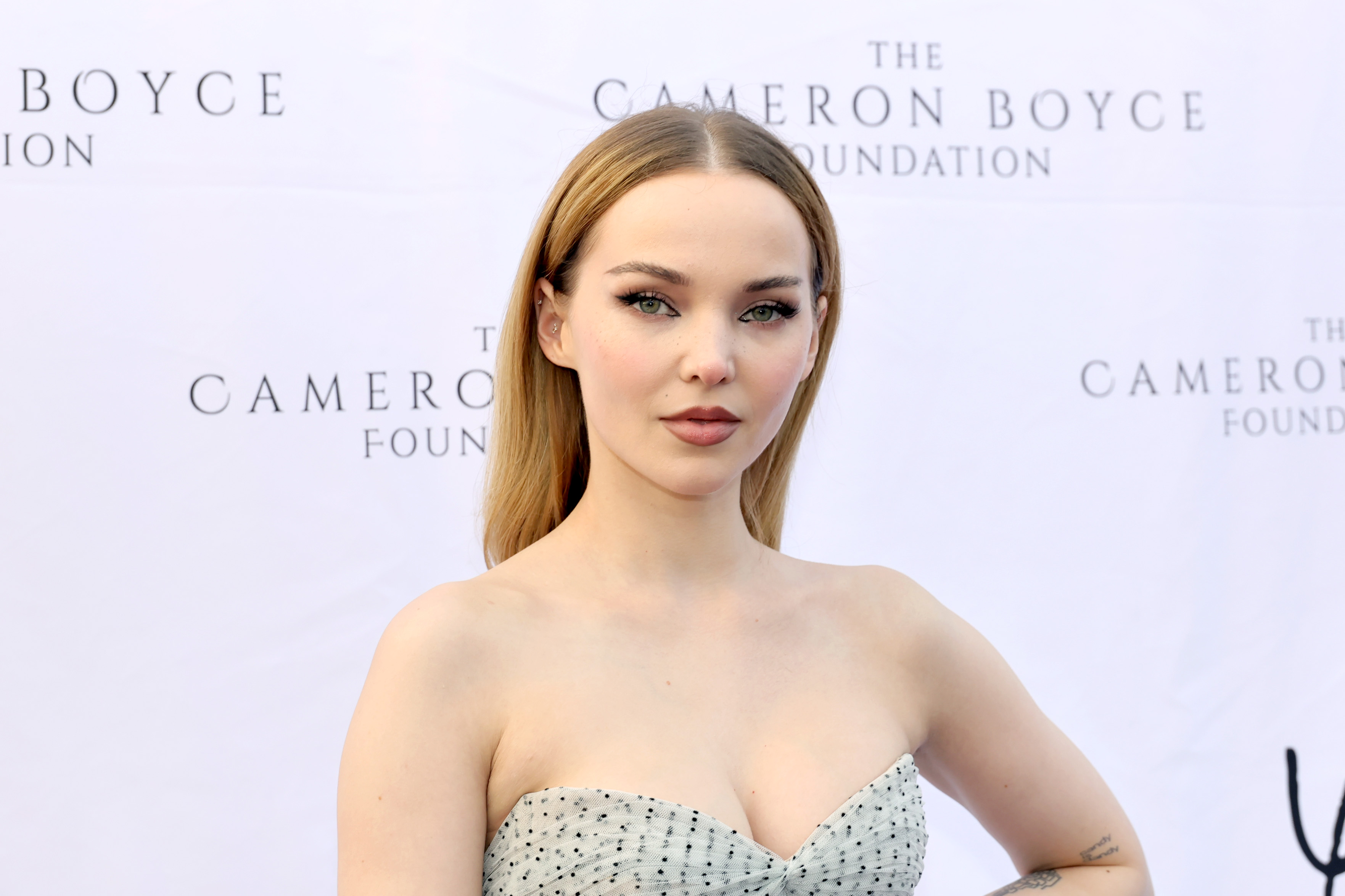 Dove Cameron em evento da The Cameron Boyce Foundation