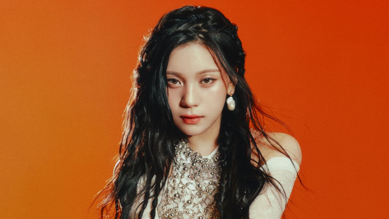Concept photo de Umji, do VIVIZ, para o álbum 'VOYAGE'