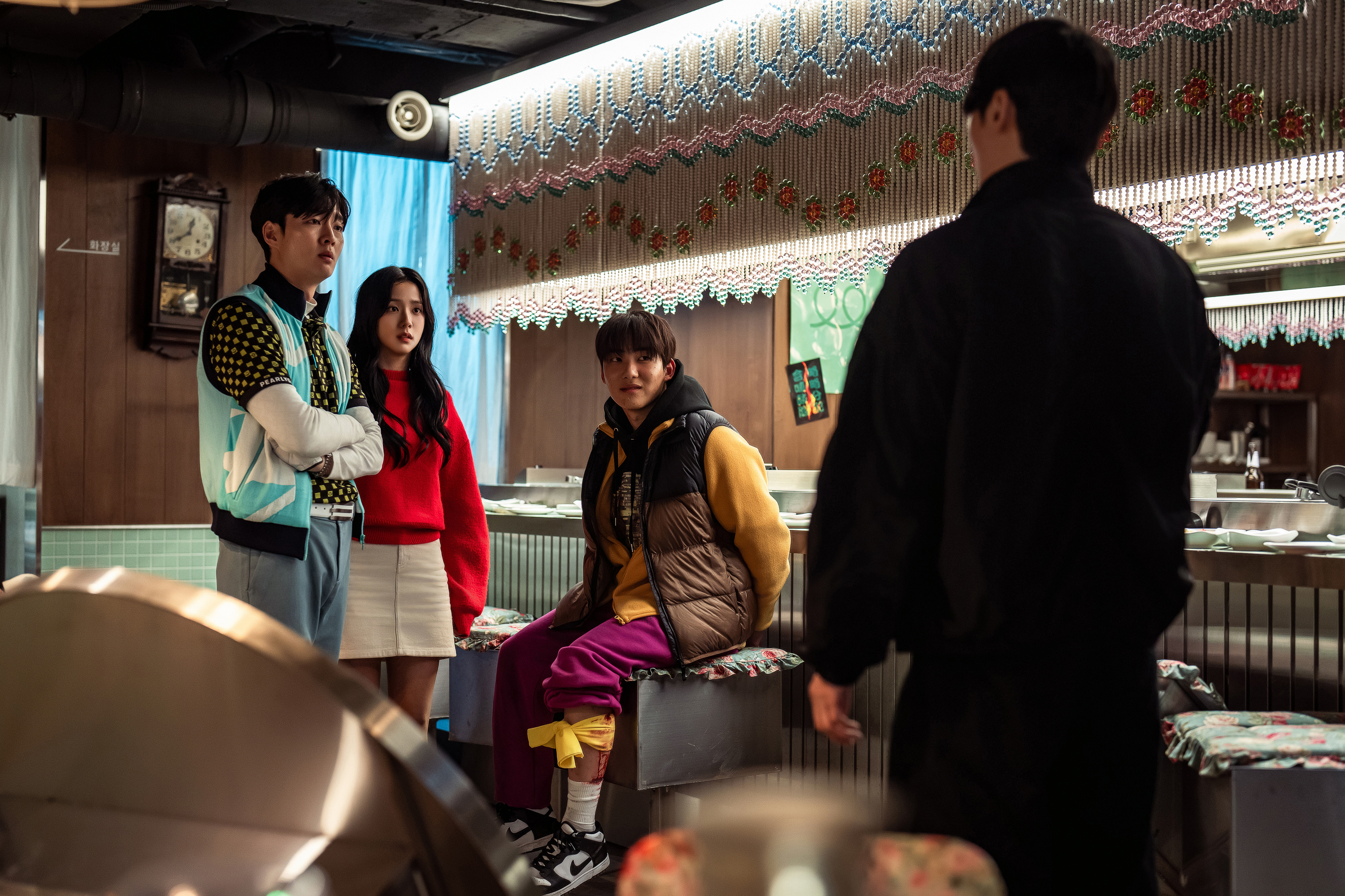 Cena do k-drama 'Newtopia' (2024)