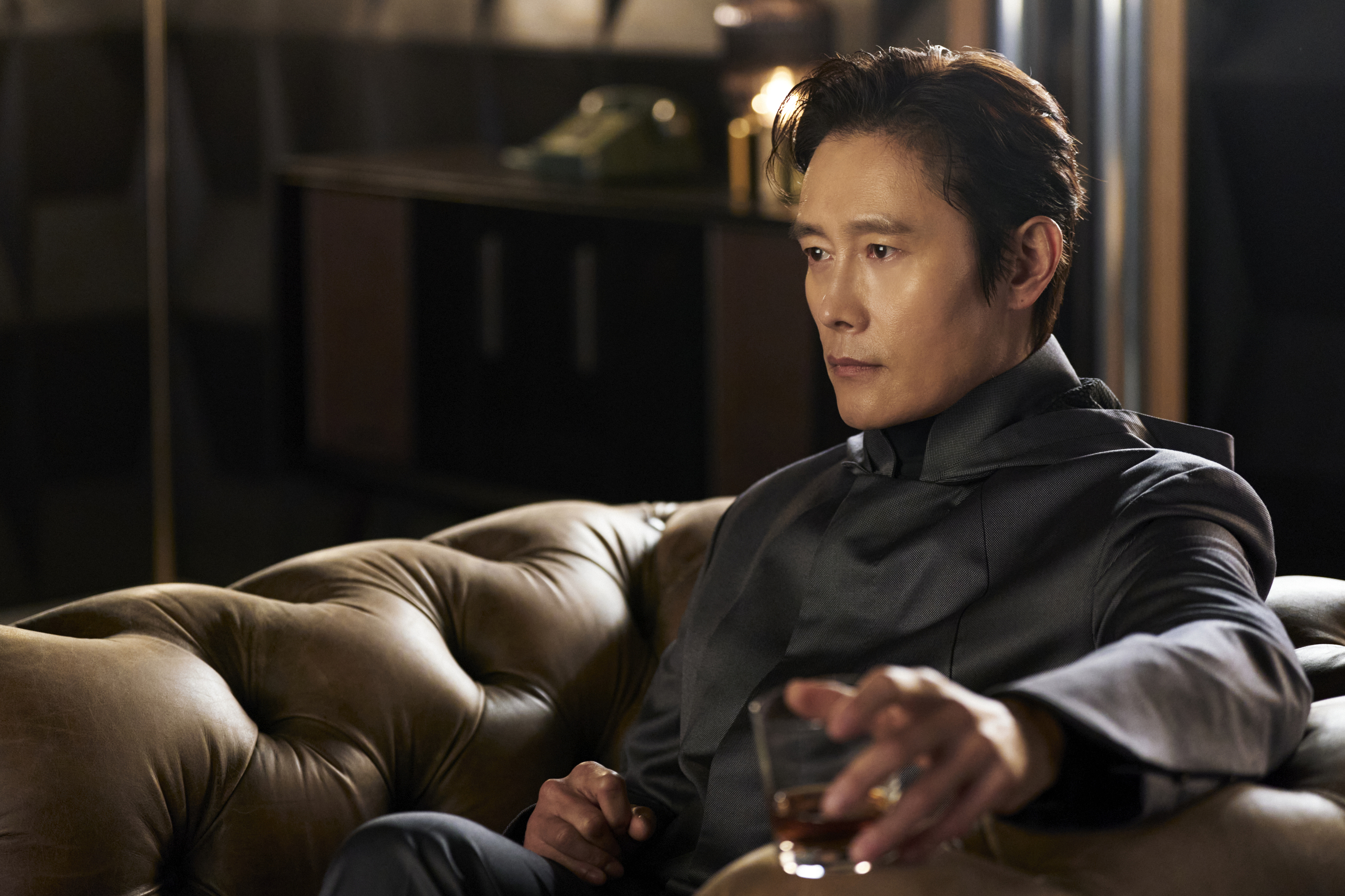 Lee Byung-hun, o Front Man