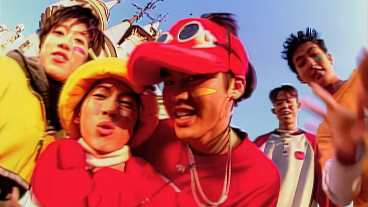 H.O.T no clipe de 'Candy'