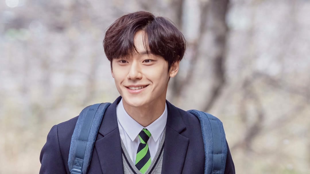 Lee Do Hyun em cena de '18 Outra Vez'