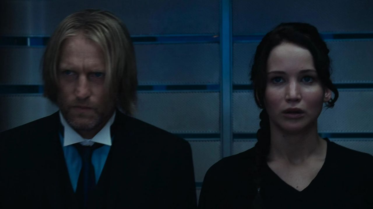 Jogos Vorazes: Haymitch já conhecia a família de Katniss antes de se tornar mentor?
