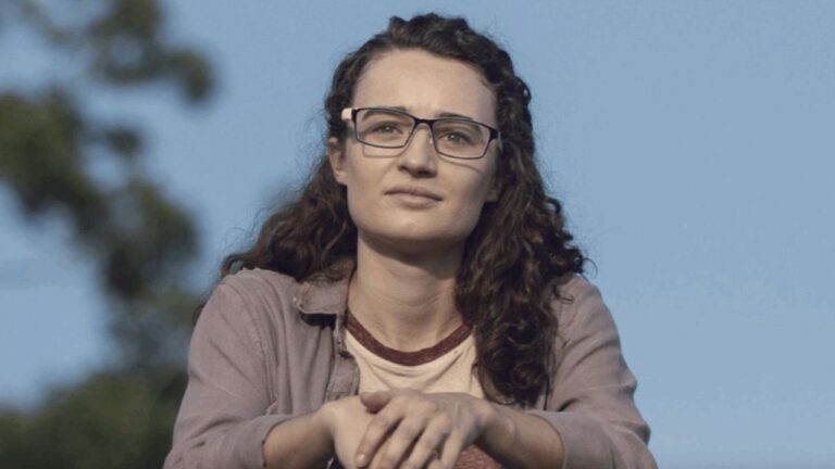 Morre Kelley Mack, atriz de ‘The Walking Dead’, aos 33 anos