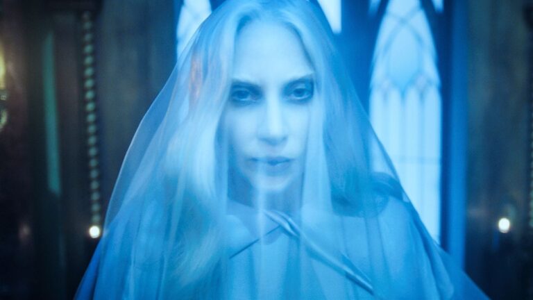 Wandinha: Afinal, quem é Rosaline Rotwood, personagem de Lady Gaga na série?