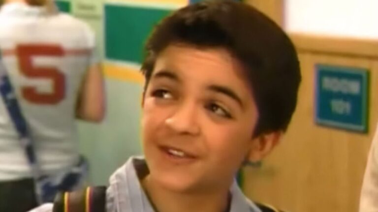 O que aconteceu com Tylor Chase, o Martin Qwerly de ‘Manual de Sobrevivência Escolar do Ned’?