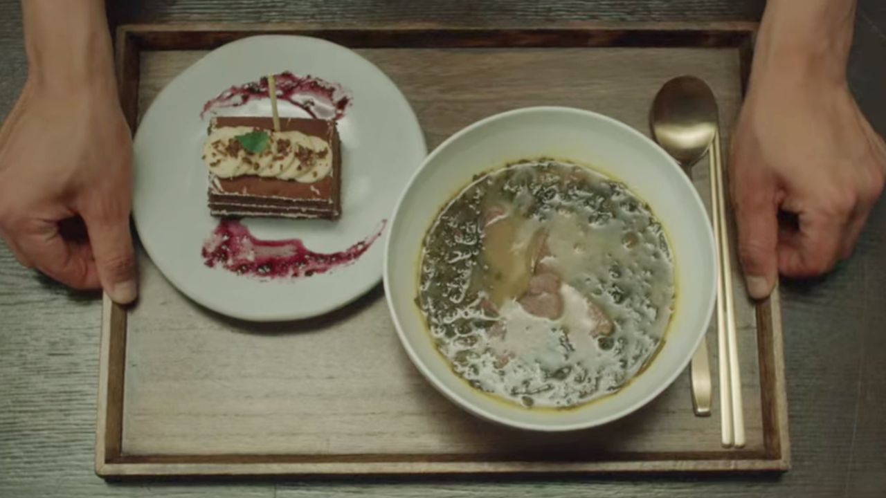 Sopa de Algas Marinhas em Apesar de Tudo Amor