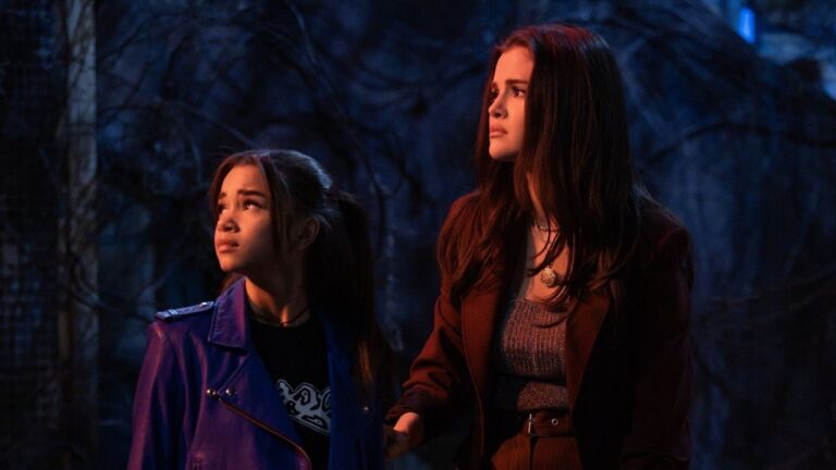 Selena Gomez se emociona ao revelar Alex Russo como mãe e desabafa: ‘Espero que um dia eu seja eu’