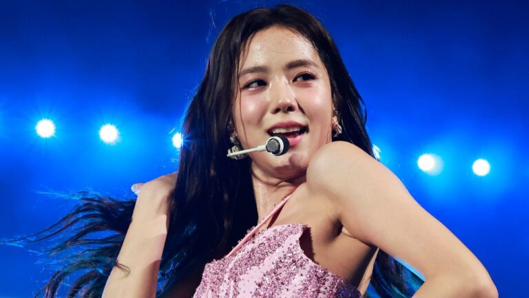 Qual o momento favorito da turnê Deadline de Jisoo? Idol revela