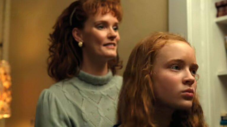 Atriz de Stranger Things explica ausência no final e fala sobre batalha contra o câncer