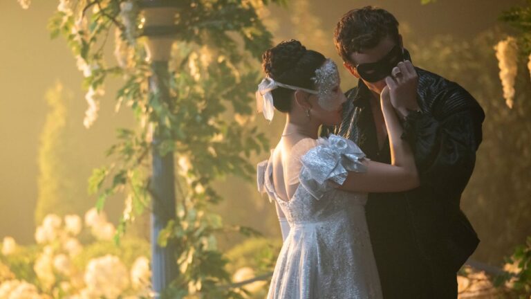 Dama de Prata revelada! ‘Bridgerton’ volta com romance estilo Cinderela na Netflix