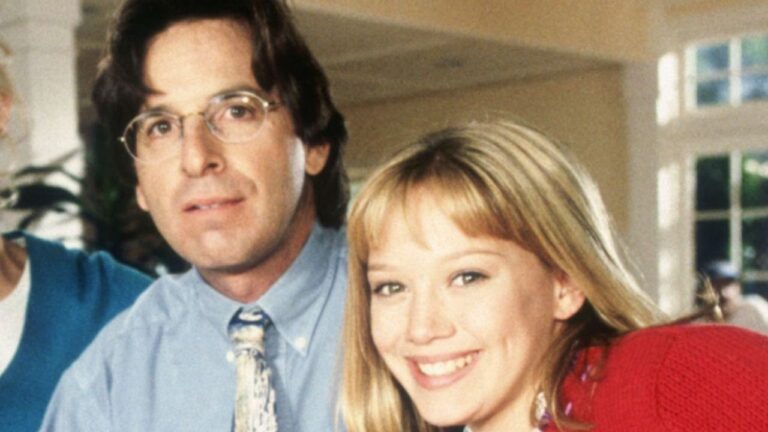 Lizzie McGuire: Hilary Duff lamenta morte de Robert Carradine