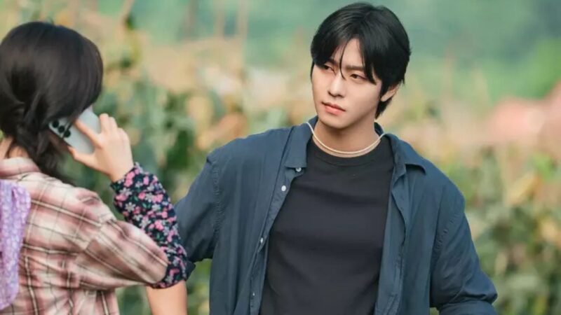 Ator de “Guerreiras do K-Pop” surge em foto inédita de novo dorama da Netflix