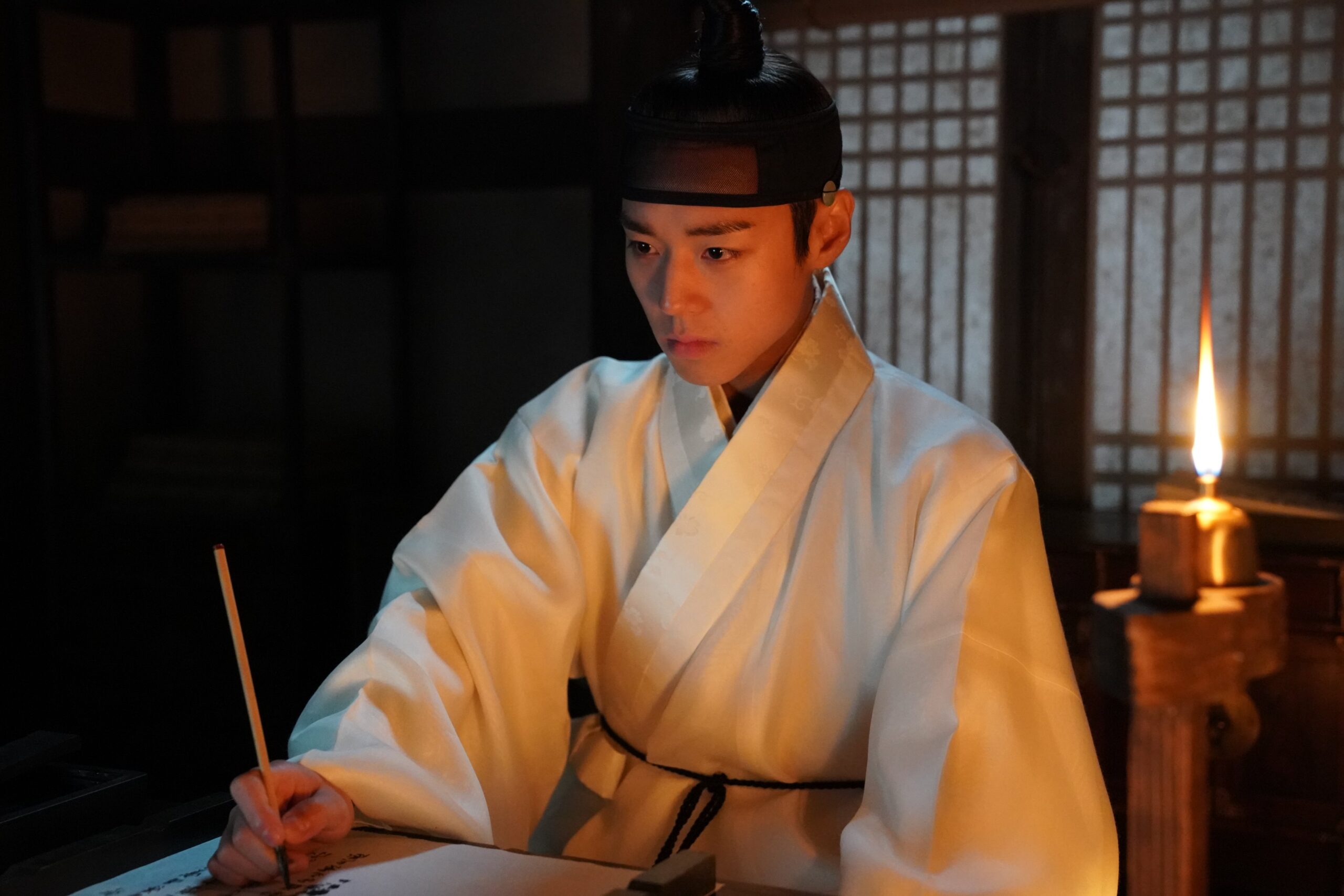 Park Ji Hoon no filme 'The King's Warden' - Divulgação/Showbox