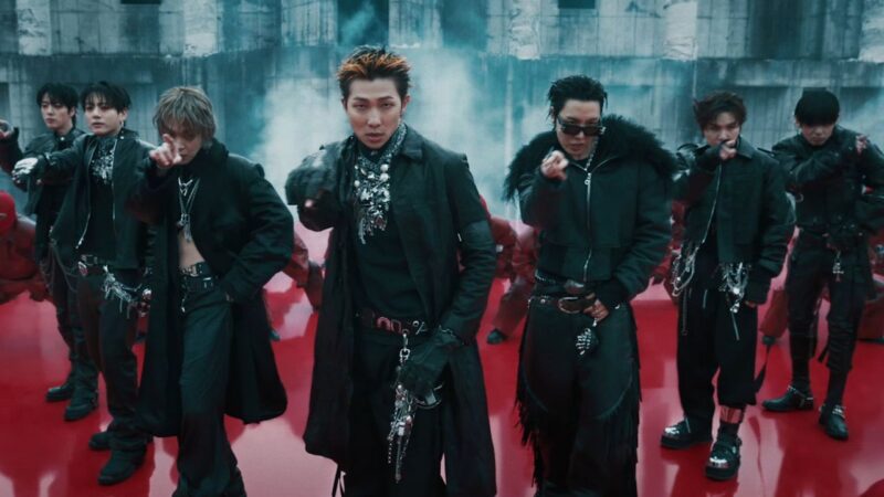 BTS: Quem são as duas mulheres no MV de ‘Hooligan”?