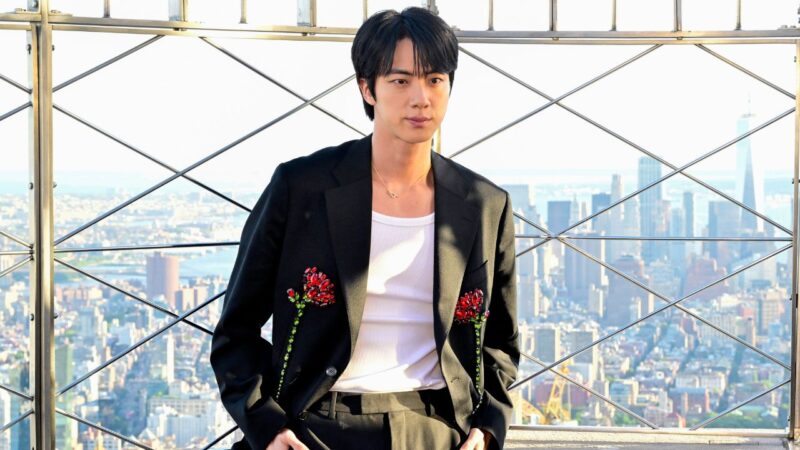 Jin, do BTS, no Empire State Building - Eugene Gologursky/Getty Images