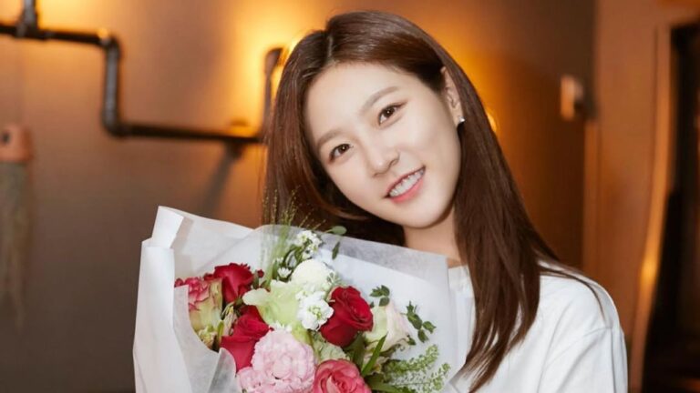Falecida atriz de doramas Kim Sae Ron recebe homenagem em Cannes