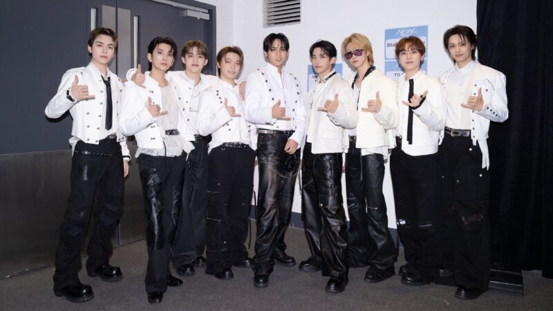 SEVENTEEN nos bastidores da turnê "NEW_"