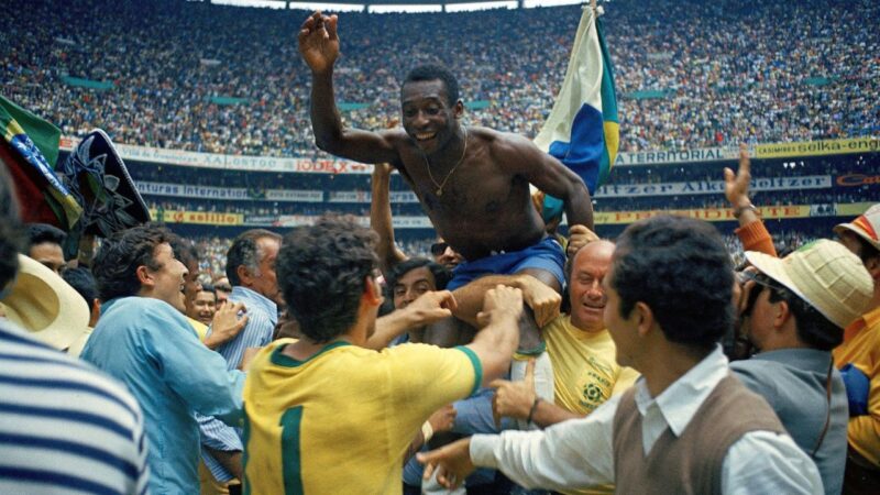 Pelé na vitória da Copa do Mundo de 1970