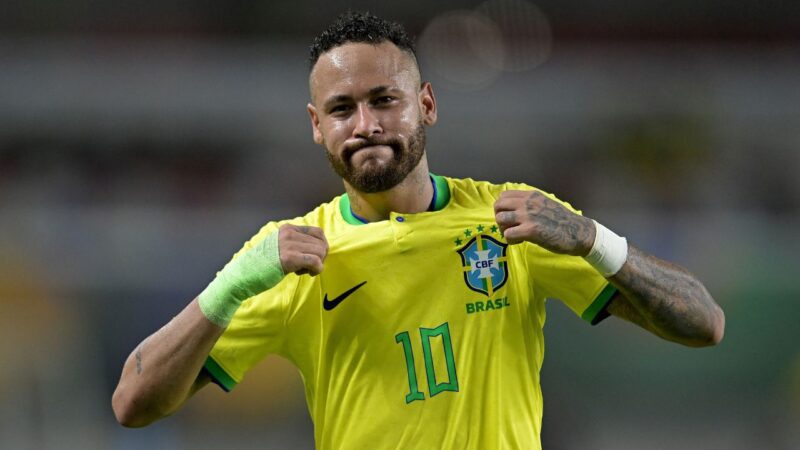 Copa do Mundo: Por que o Brasil joga com a camisa amarela?