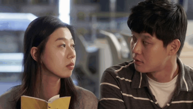 A fofa história de amor por trás do casamento de Park Ji Yeon, atriz de ‘Aprendendo a Lição’