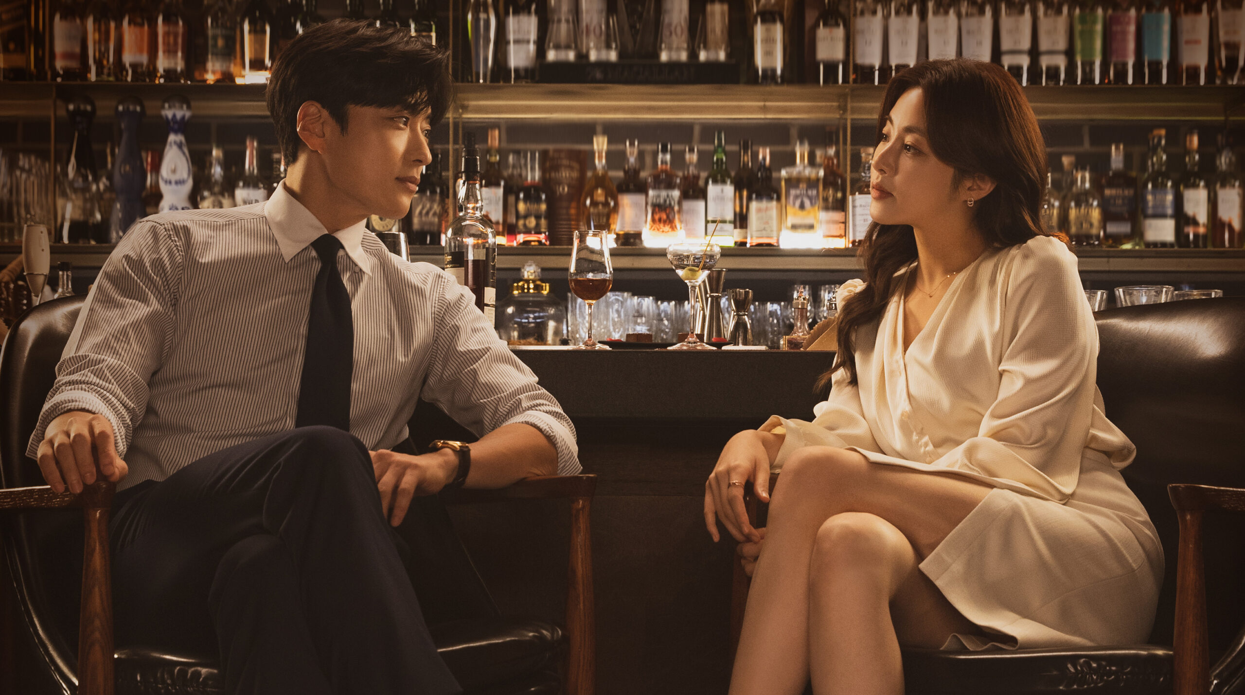 Pôster do dorama "Strangers Again"
