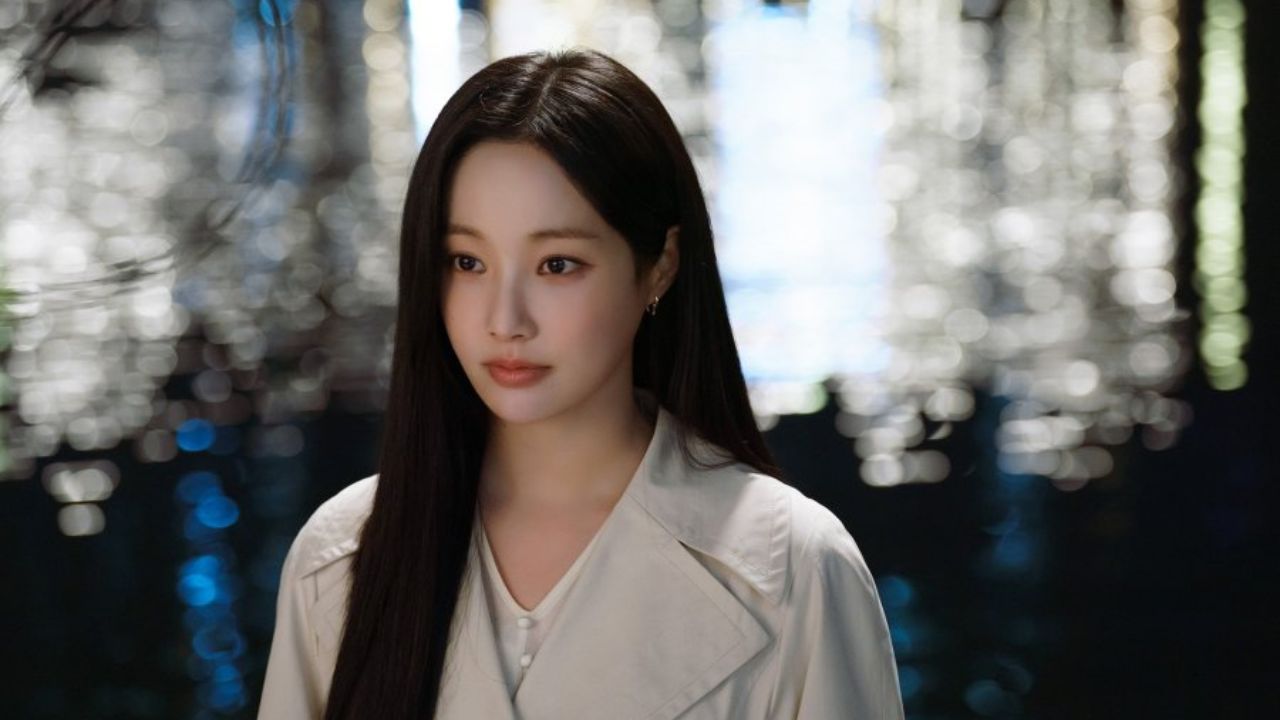 Yeonwoo Love In Disguise