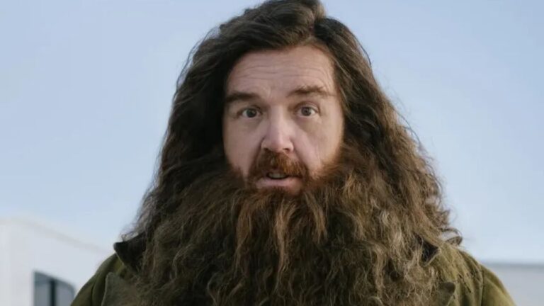 Nick Frost desabafa sobre ser o Hagrid em série de Harry Potter: ‘Como ganhar na loteria’