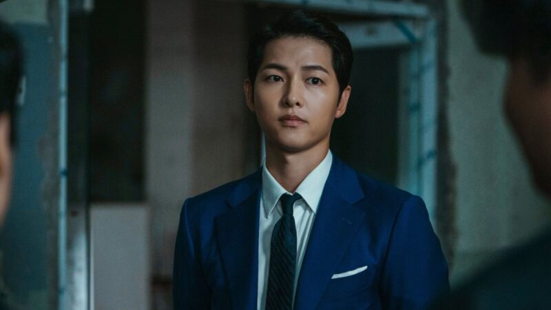 Song Joong Ki em cena do dorama 'Vincenzo'