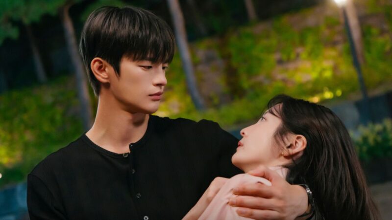 Cena do k-drama 'Te Vejo no Trabalho!'