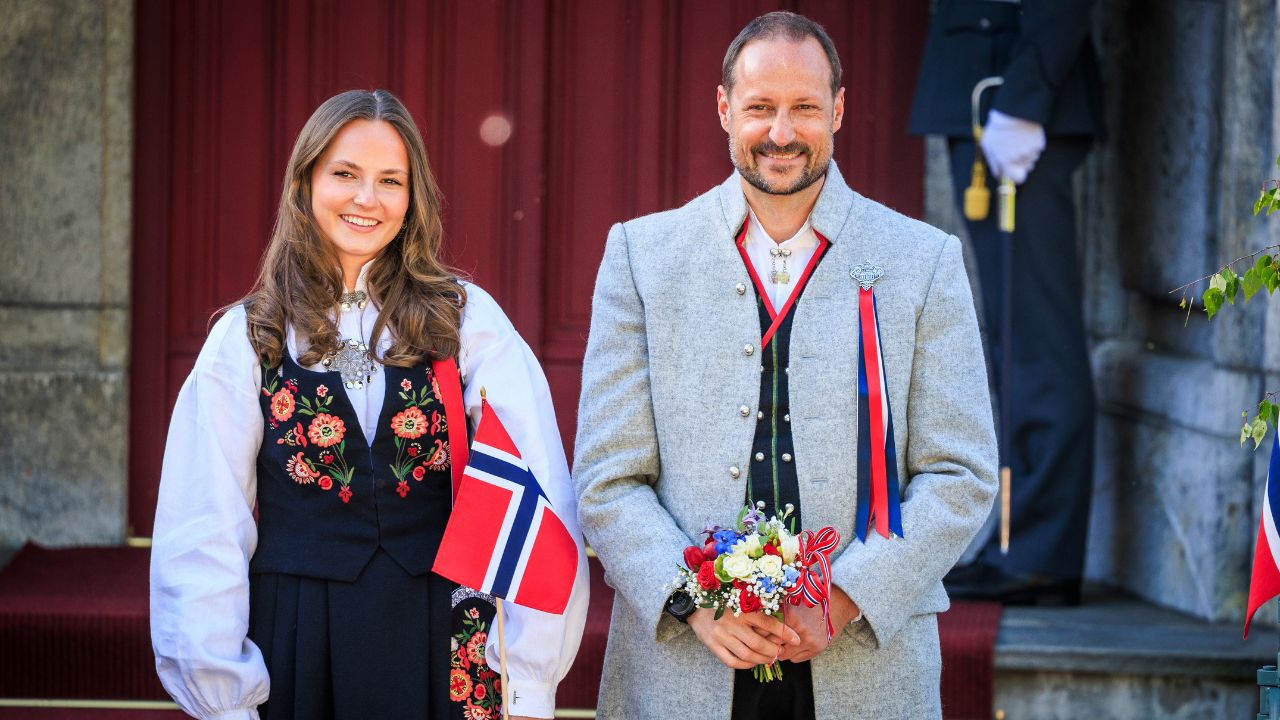 Princesa Ingrid Alexandra e seu pai, o Príncipe Herdeiro Haakon - Per Ole Hagen/Getty Images