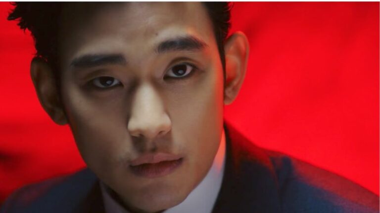 Kim Soo Hyun, de ‘Rainha das Lágrimas’, retorna às atividades após polêmica