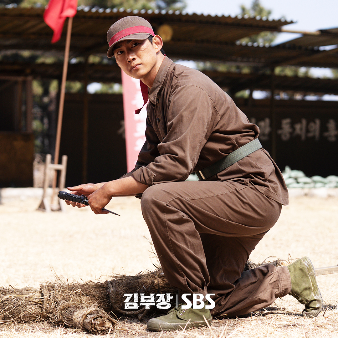 Taecyeon Agente Kim Reativado 4