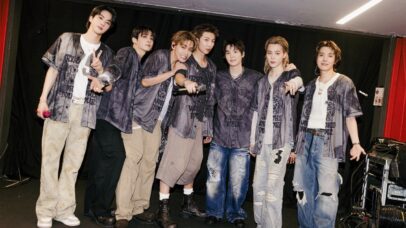 Integrantes do BTS nos bastidores do show em Madri