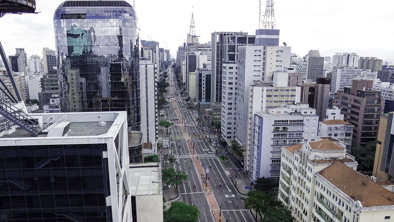 Como é dado os nomes das ruas?