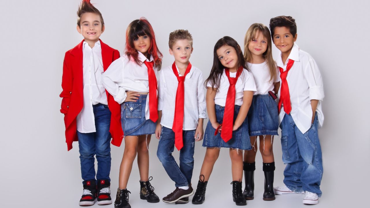 Dia Mundial do RBD: crianças fazem ensaio fofo para homenagear banda