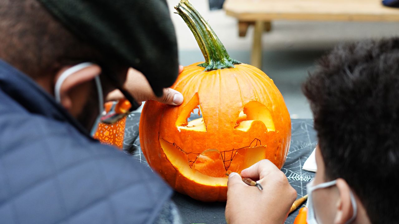 Por que o Halloween não é tão comemorado no Brasil?