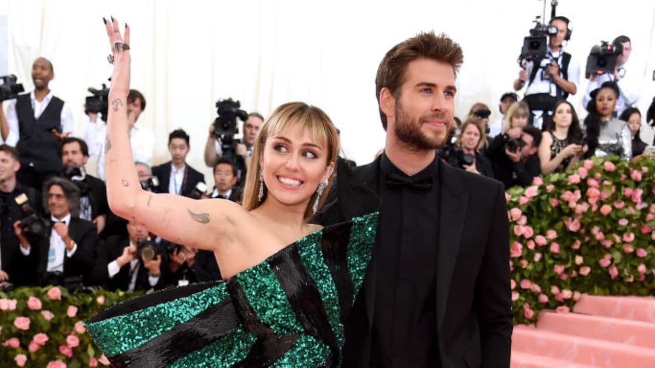 Com quem Miley Cyrus já namorou?