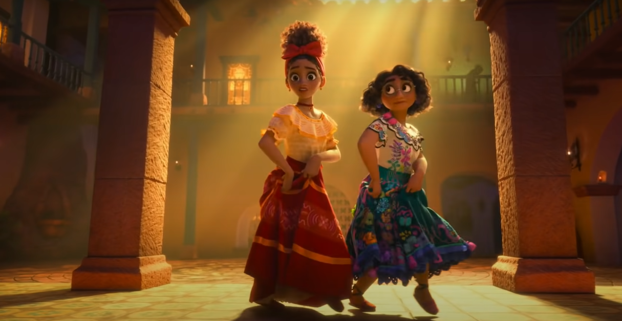 Dolores e Mirabel em "We Don't Talk About Bruno”