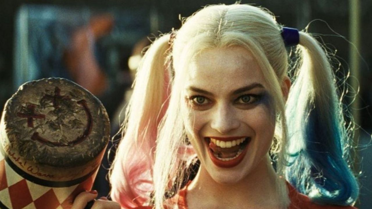 Margot Robbie como Arlequina