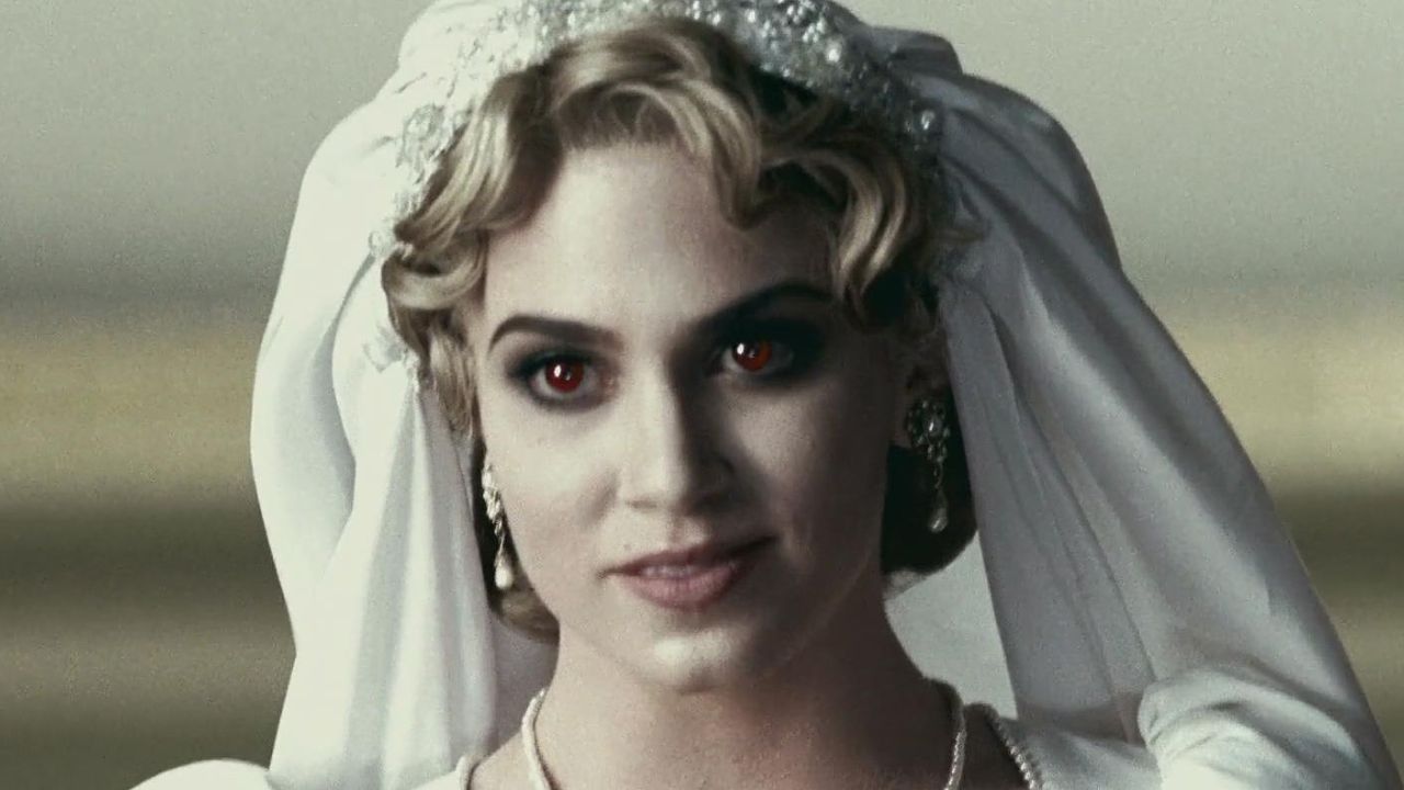 rosalie com vestido de noiva