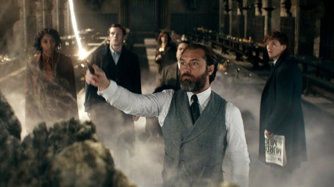 Novo trailer de ‘Animais Fantásticos: Os Segredos de Dumbledore’ será divulgado na próxima quinta-feira (24), afirma Jude Law