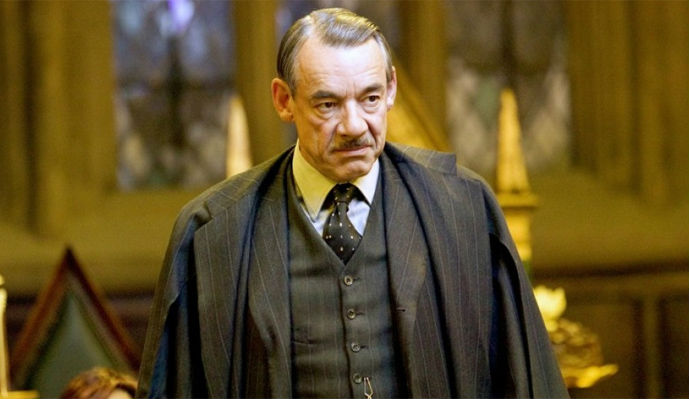 Roger Lloyd Pack — Bartolomeu Crouch