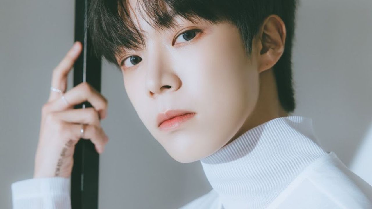 Membros do VERIVERY se despedem de Dongheon enquanto ele inicia alistamento militar