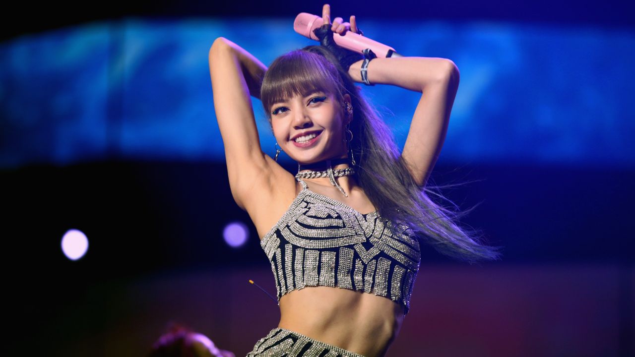 Lisa, do BLACKPINK, conta detalhes de como decidiu se tornar idol