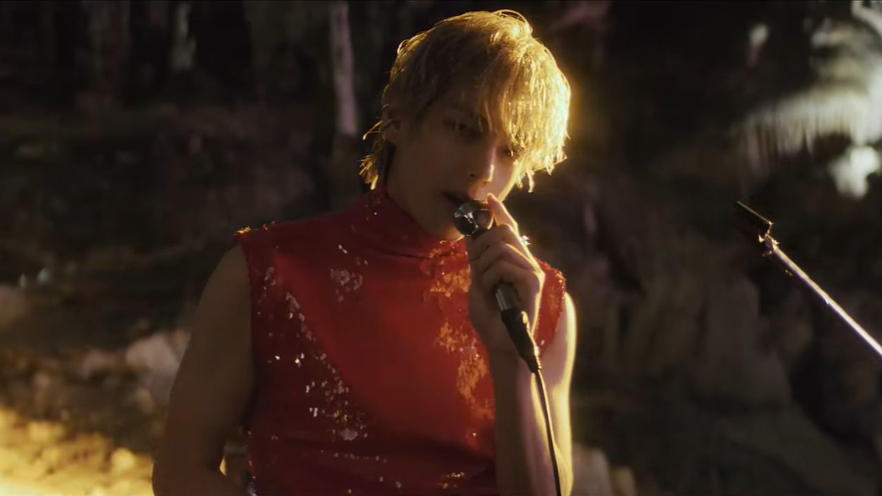 V, do BTS, divulga clipe para faixa pré-lançamento ‘Love Me Again’