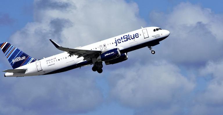 O que faz o avião decolar?