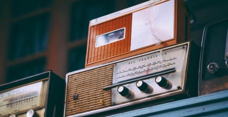 Conheça como ocorreu a história da comunicação humana
