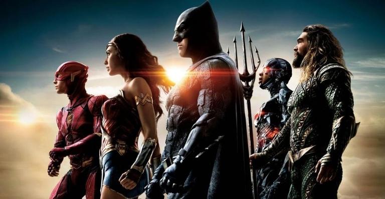 Snyder Cut: Zack Snyder divulga nova imagem inédita de Liga da Justiça